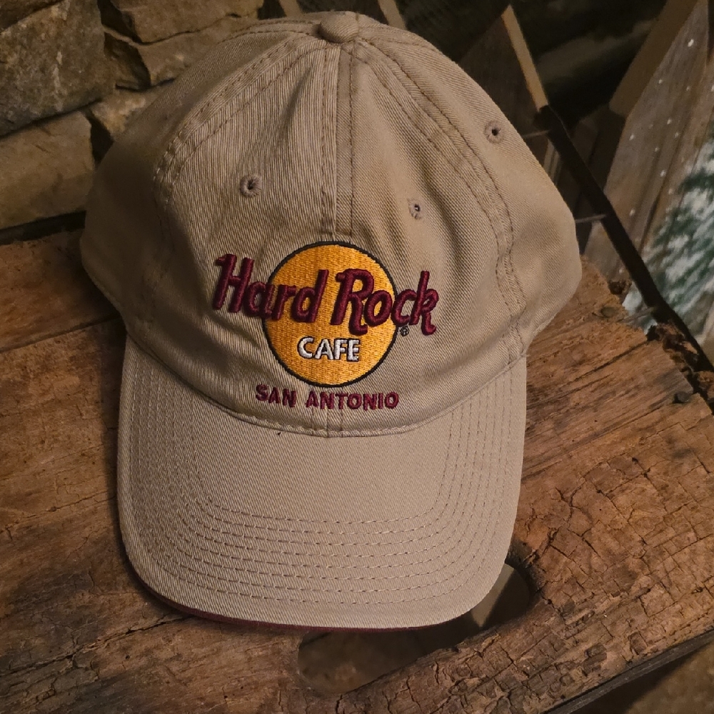 Hard Rock Cafe Tan and Red Cap